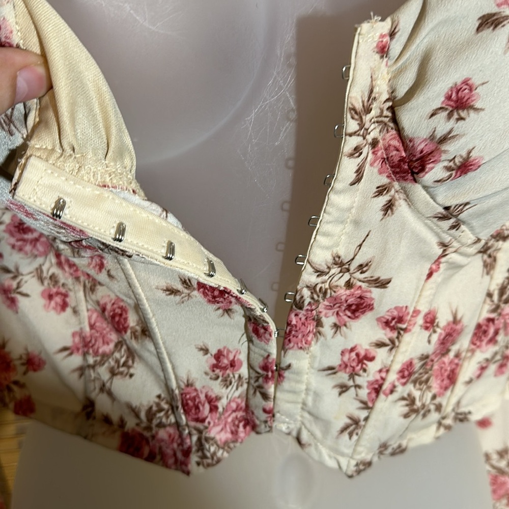Windsor Thin Cropped Pink Roses Corset Top With Bra Cups Front Hooks Small - Picture 11 of 16